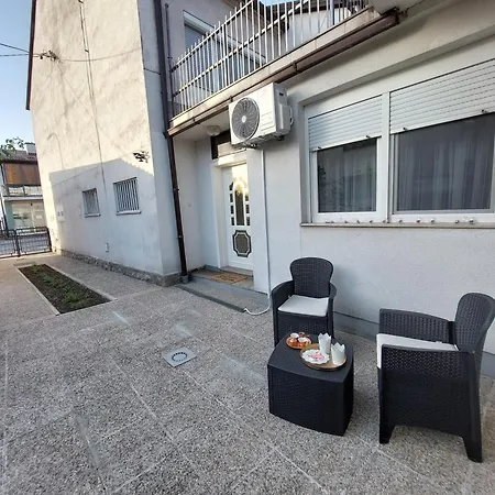 Kia Ora Apartment Bihac Exterior photo